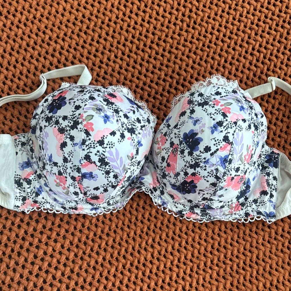 Victoria's Secret Floral Lace Bra - Pink and Purple